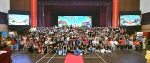 EzyOffice founder Khai Lee joins CHKL alumni in a collective fundraising effort, raising over RM200,000 to support education and give back to the community.